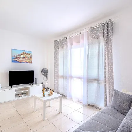 Briza By Sunnyway アパート